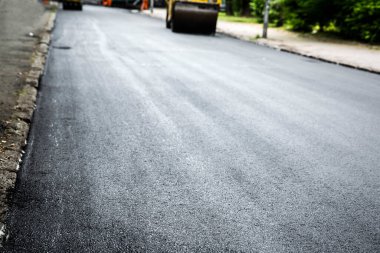 Taze asfalt yol dokusu