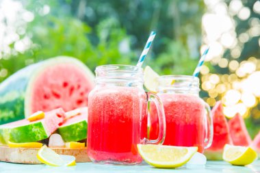 Masada karpuz suyu var.