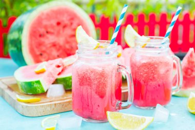 Masada karpuz suyu var.