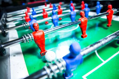 Close-Up masa futbol oyunu