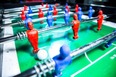Close-Up masa futbol oyunu