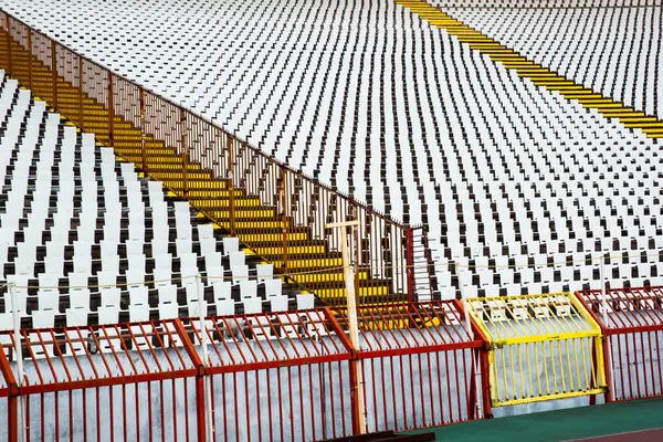 Bílá Židle Stojanu Stadion — Stock fotografie