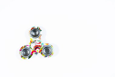 Beyaz bir arka plan üzerinde değer değişimi 