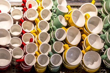 renkli kahve fincanı seti