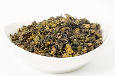 beyaz zemin üzerine yeşil çay 