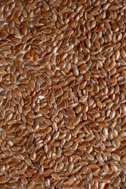 Kahverengi keten tohumu yakın.