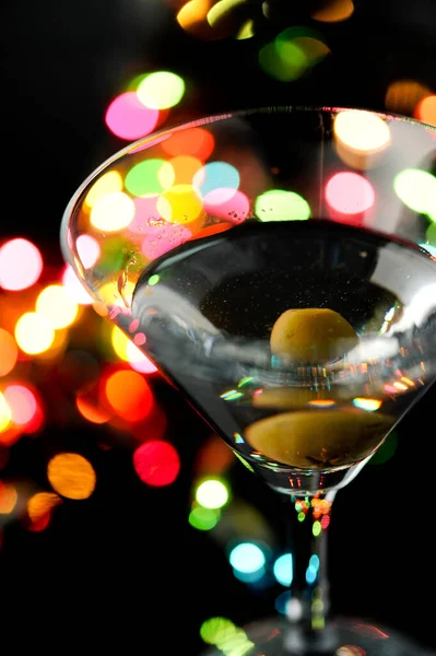 Glasses Cocktails Martini Green Olives Bar — Stock Photo, Image