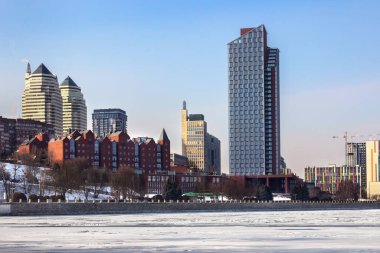 Manastır Adası, Sicheslavskaya Embankment, T.G. Anıtı Shevchenko, Dnepropetrovsk şehri.