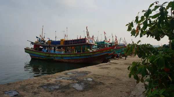 Estacionamiento Barcos Gudang Lelang Lampung Sumatra — Foto de Stock