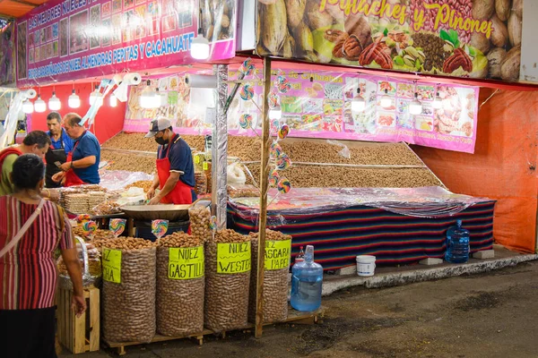 科利玛科利玛墨西哥2022年11月13日 墨西哥科利马Todos Los Santos食品商店出售结晶水果和干果的摊位 — 图库照片