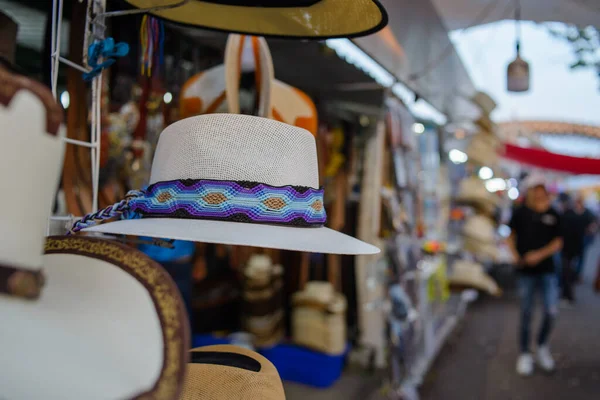 Cappelli Vendita Mercato Strada Messico — Foto Stock