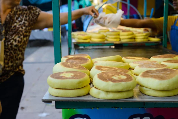 Gorditas Nata Bir Sokak Satıcısının Standında Tipik Meksika Tatlıları — Stok fotoğraf