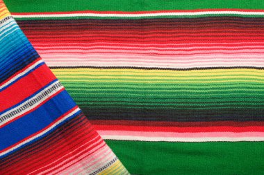 Cinco de Mayo geçmişi. Serape, çizgili renkli battaniye..