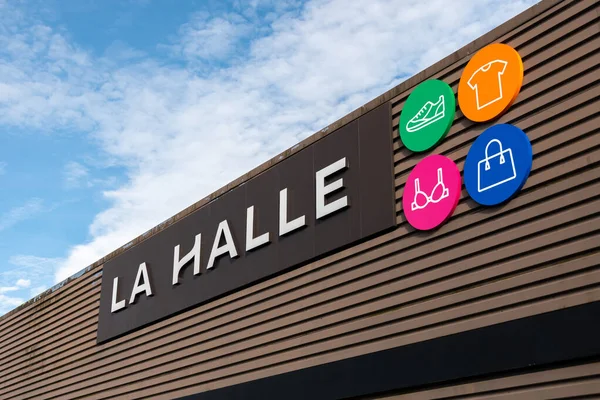 Англет Франция Апреля 2023 Года Вывеска Логотип Розничного Магазина Fabre — стоковое фото