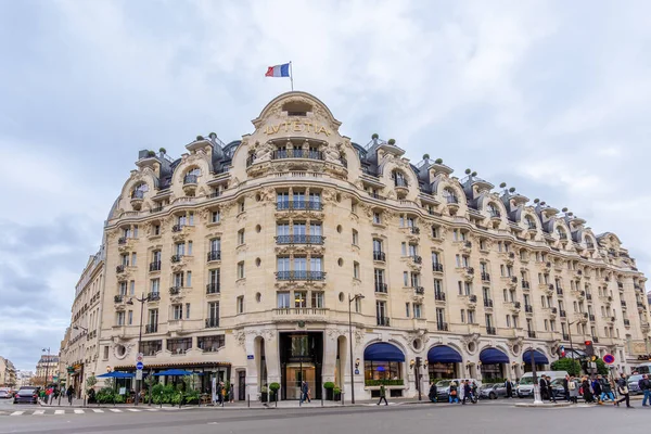 stock image Paris, France - November 8, 2023: Exterior view of the Lutetia hotel. The Lutetia is a luxury art nouveau style hotel located on Boulevard Raspail in the 6th arrondissement of Paris, France