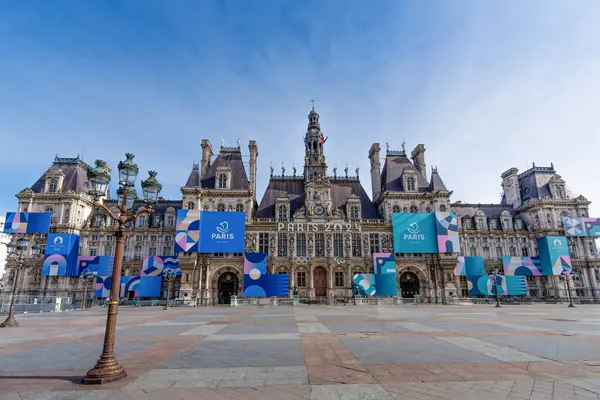 stock image Paris, France - March 4, 2024: Facade of the town hall of Paris, France, decorated for the Olympic and Paralympic Games. Paris is the host city of the 2024 Summer Olympics