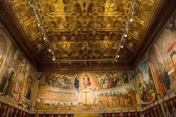 Toledo Hiszpania Czerwca 2022 Sala Całkowicie Freskowana Tematami Religijnymi Katedrze — Zdjęcie stockowe