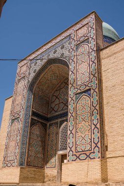 Portal inside the avenue of shah-i-zinda mausoleums in Samarkand clipart