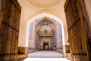 Khiva, Özbekistan - 11 Temmuz 2024: Khiva 'daki Portal Muhammad Amin Khan Madrasa
