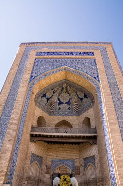 Madrasa portalı Muhammed Amin Han;