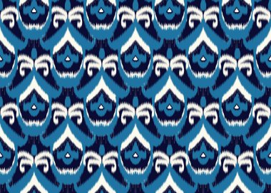 Beyaz ve mavi ikat geometrik desenli kabile sınır dokusu. Aztek tarzı, pürüzsüz çizgiler, Hint, Meksikalı, halk motifleri. Mavi arka planda geleneksel etnik doğu motifleri. Halı perdesi duvar kağıdı kumaşı çizimi.