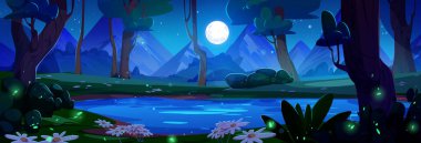 Orman gecesi karikatür arka planında göl. Ay ışığında dağlara karşı ağaçlar, yeşil çimenler ve çiçeklerle çevrili panoramik su havuzu manzarası. Gece fantazisi ateşböcekli doğal sahne