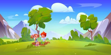 Dağlardaki ağaç kütüğünde oturan çocuklar. Mutlu erkek ve kızın yeşil tepede çimen ve ağaçlarla, mavi güneşli gökyüzünün altında kayalık tepelerde, yaz arkadaşlığının vektör çizimi.