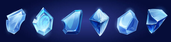 Синие кристаллы изолированы на заднем плане. Векторная карикатура на блестящие минеральные камни абстрактной формы, ледяные скалы со светоотражением, драгоценный камень для игрового дизайна, элементы пещеры сокровищ