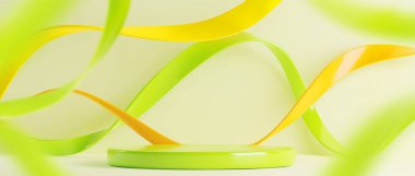 Üç boyutlu yeşil yuvarlak podyum ve açık arkaplanda yeşil kurdeleler. Ürün sunumu için kıvrımlı parlak akımlı boş ekran platformu. Soyut bahar stüdyo kompozisyonu.