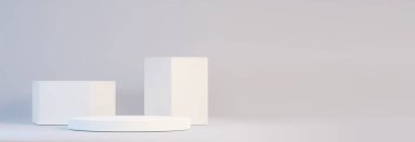 Açık gri arkaplanda minimalist beyaz geometrik podyum. Farklı yükseklik ve şekillerde basit platformlar. Boş stüdyo düzeni. 3D boş ürün görüntüsü. Ürün gösterisi için modern sahne tasarımı.