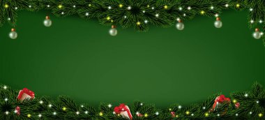 Yeşil bg üzerinde parlayan ışıklarla süslenmiş bir Noel çam ağacı çerçevesi. Mücevherler, kırmızı böğürtlenler ve hediye kutularıyla süslenmiş gerçekçi tatil sınırı. Mevsimsel tasarım için her zaman yemyeşil süsleme.