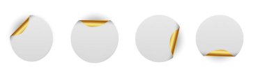 Altın köşeli beyaz daireler parlak metalik destekli, kıvrımlı kenarları olan boş yuvarlak çıkartmalar gösteriyor. Markalaşma, fiyatlandırma veya tanıtım pazarlama tasarım unsurları için en iyi etiket belirlendi.