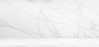 Gölge Ağacı Mable Masa Stüdyosu Arkaplanında Bırakıyor, Zemin Duvarında Işık Kaplaması Mutfak Tezgahı Rafı Arkaplanı, Masa İş Yeri Sanat Sanatı Vintage Sunum Şablonu.