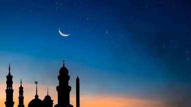 İslam Konsepti, Boş Masa Masası Cami Kubbesi, Yıldız, Hilal Ay Ramazan Dini sembolleri, Gündoğumu Alacakaranlık Akşamları Arap Müslümanları için kutsal, Kurban Bayramı, Yeni Yıl Muharram Mübarek.