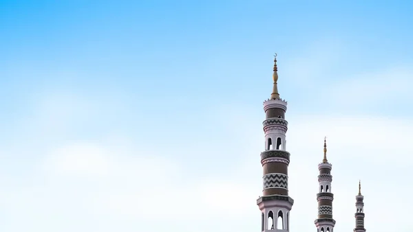 Mosqur Cúpula Cielo Azul Fondo Ramadán Arquitectura Árabe Islámica Religión —  Fotos de Stock