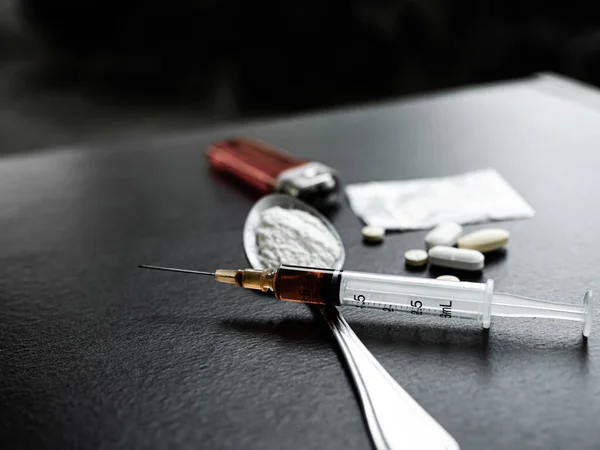 Heroin Drug Needle Syringe Cocaine Bag Powder Addict Abuse Spoon — 스톡 사진