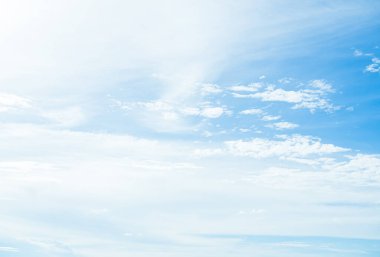 Gökyüzü Mavi Arkaplan Bulutlu Yaz Açık Açık Beyaz Doku Günü Açık Hava Açık Güneş Güzelliği Güneşli Doğa Manzarası Parlak Arkaplan Taze Sabah Kabarık Görüntü Taze Bahar.