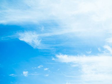 Cloud Blue Sky Backgrond, Light Parlak Güzel Yaz Doğası Hava Günü, Bulutlu Beyaz Işıklı Bahar Sezonu Arkaplan Fotoğrafı Duvar Kağıdı, Güneşli Desen Uzay Bulutu.