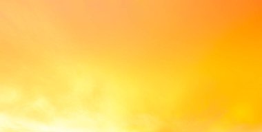 Gradyan Kaplaması Orange Sunset Sunset Soft Sunset Pastel Etkisi Gökyüzü Bulutu Güzel bir akşam Sarı Işık Şafağı Açık Ufuk Manzarası Temiz Altın Güneş Gecesi Doğa Günü.