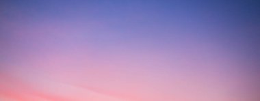 Sunset Gökyüzü Turuncu Bulutlu Gün Işığı Arka plan Akşam Mavi Şafak Alacakaranlık Yaz Gecesi Horizon Güneş 'i Güzel, Temiz, Aydınlık, Parlak, Sakin, Sıcak, Soyut