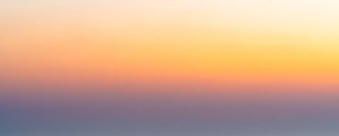 Sunset Sky Gradient Sunrise Sunrise Horizon Dawn Arkaplan Kırmızı Güneş Bulutlu Skyline Güzel Akşam Işığı Sahnesi Sarı Oragne Kırmızı Yaz Güneşi Arkaplan Seyahati.