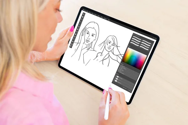 Woman Drawing Sketches Pencil Digital Tablet Computer — Stock Photo, Image