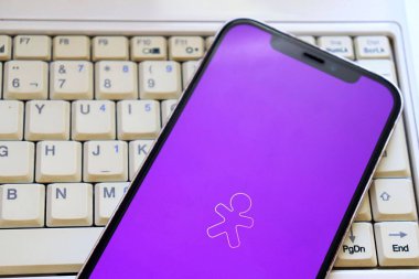 Bahia, Brezilya, 21 Temmuz 2025: Vivo App Smartphone ekranında ve dizüstü bilgisayarında gösterildi. Vivo bir Brezilyalı telekomünikasyon şirketi.. 