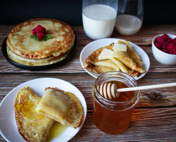 Delicious Pancakes Berries Honey Sweet Food Morning — Stock Photo, Image
