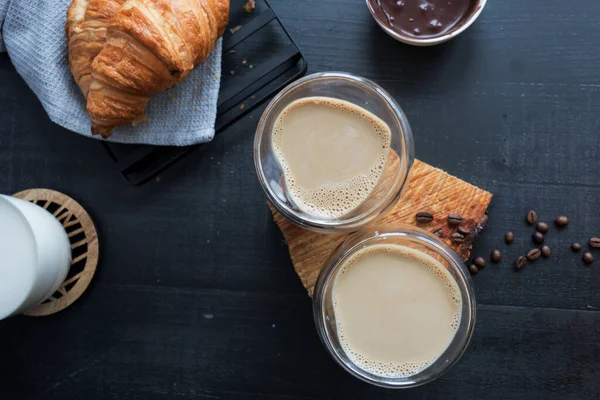 Coffee Milk Morning Dark Background Breakfast — Stock Photo, Image