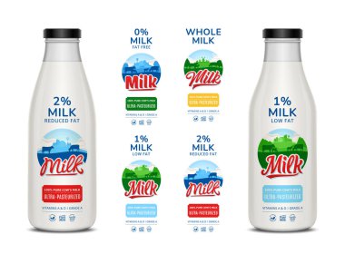 Vektör süt etiketleri kümesi. Etiketli süt şişeleri