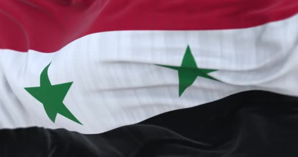 Närbild Syriens Nationella Flagga Viftar Vinden Arabrepubliken Syrien Ett Västasiatiskt — Stockvideo