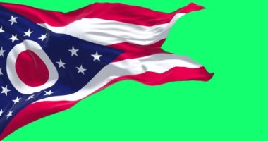 Ohio eyaletinin bayrağı yeşil arka planda izole bir şekilde dalgalanıyor. Yavaş çekimde kusursuz döngü. 3 boyutlu görüntüleme. Yeşil ekran mat ve krom tuş