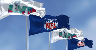 Glendale, ABD, Kasım 2022: 57. Super Bowl ve NFL 'in bayrağı rüzgarda sallanıyor. Oyun 12 Şubat 2023 'te Glendale, Arizona' da oynanacak.