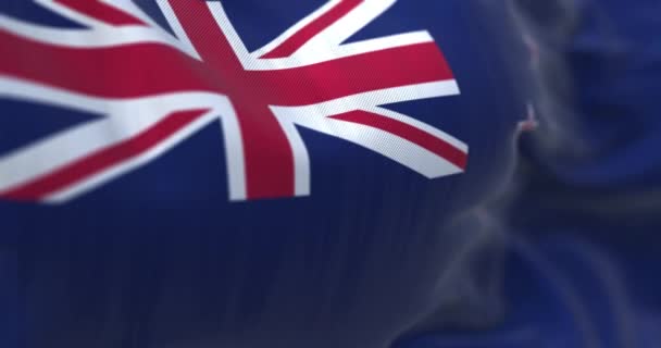 뉴질랜드 국기가 바람에 흔들리는 모습을 뉴질랜드는 세아니아 주이다 배경을 문자화 — 비디오